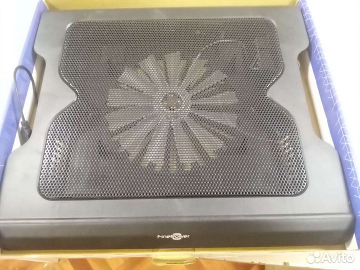 Подставка с охлаждением для ноутбука