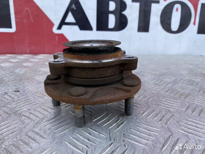 Ступиц передняя Nissan X-Trail T31