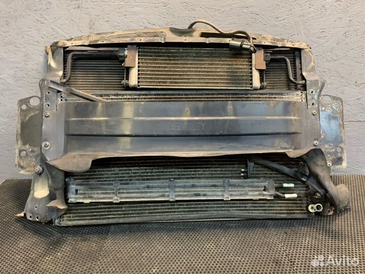 Кассета радиаторов Bentley Continental Flying Spur