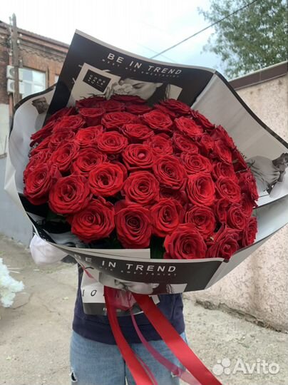 Букет из 51 красной розы