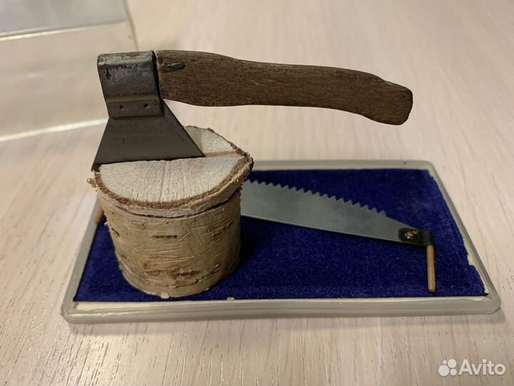 Сувенир «Пила и топор»