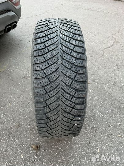 Michelin X-Ice North 4 235/55 R19 105T