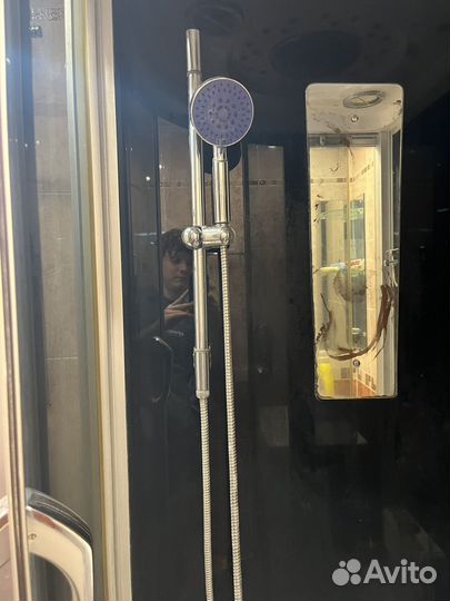 Душевая кабина 100х100 с небольшой ванной