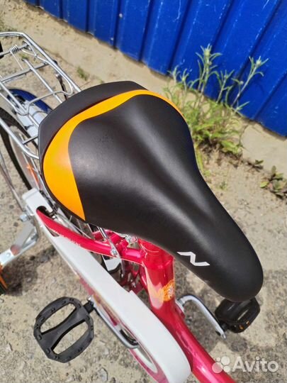 Велосипед для девочек Novotrack 16