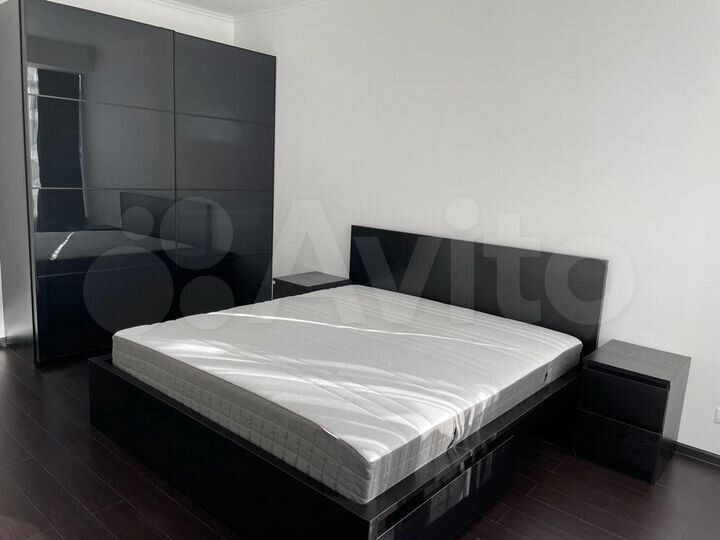 2-к. квартира, 54 м², 3/3 эт.