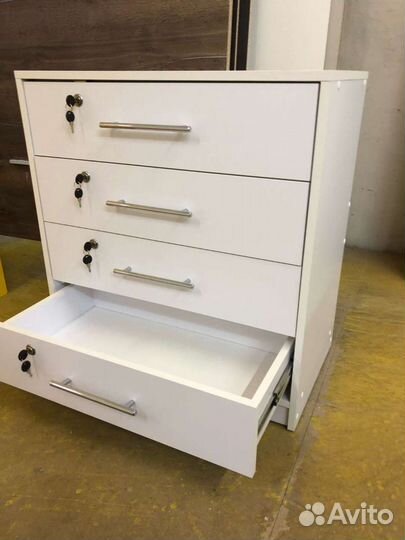 Комод белый