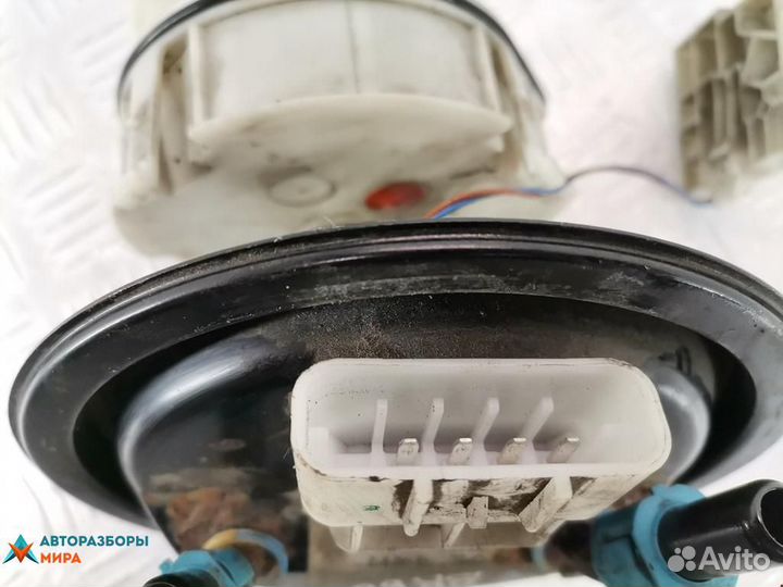 Датчик уровня топлива Opel Zafira (A) рест. 2005