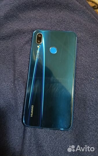 HUAWEI P20, 4/64 ГБ