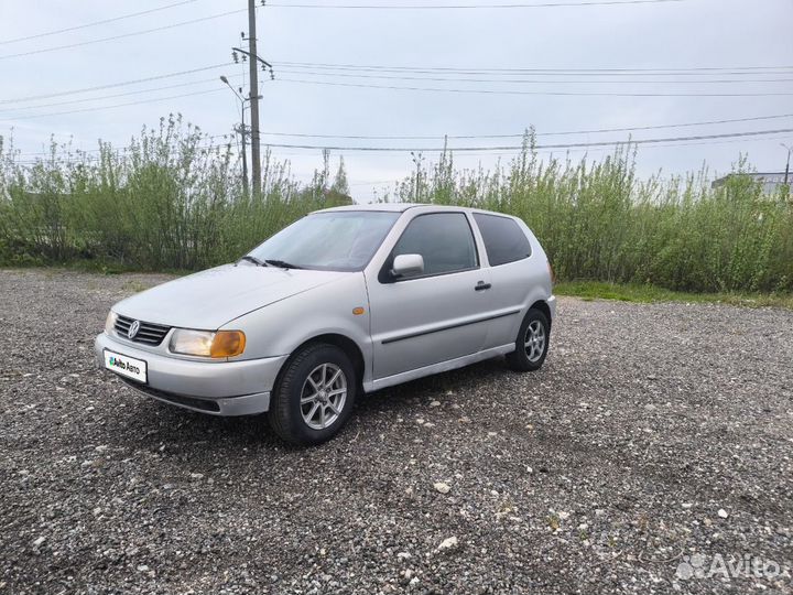 Volkswagen Polo 1.4 AT, 1998, 27 950 км