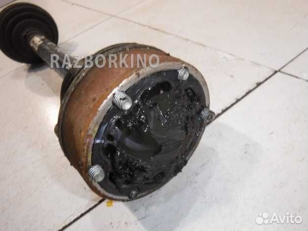 Привод передний левый