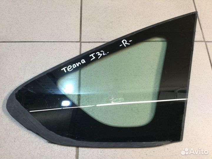 Стекло кузовное глухое правое Nissan Teana J32