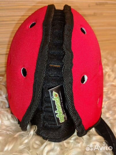 Мягкая шапка-шлем safeheadbaby Божья коровка