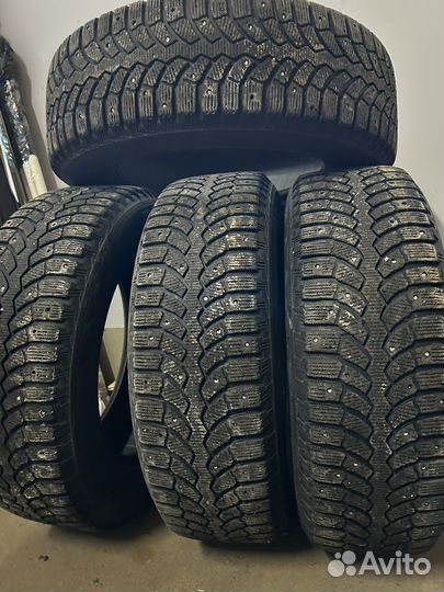 Зимняя резина 225/65 r17 Bridgestone