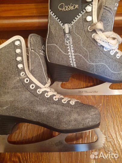 Коньки фигурные р. 32, 22 см по стельке
