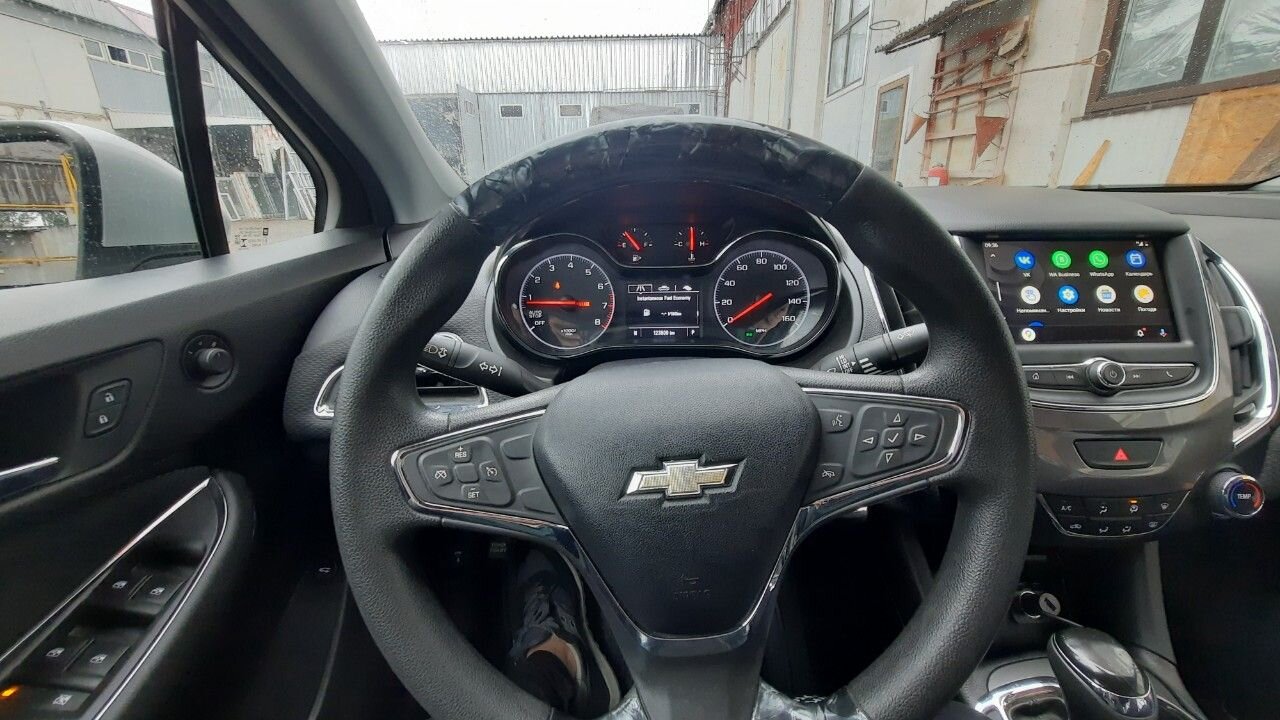 Chevrolet Cruze: фото владельца
