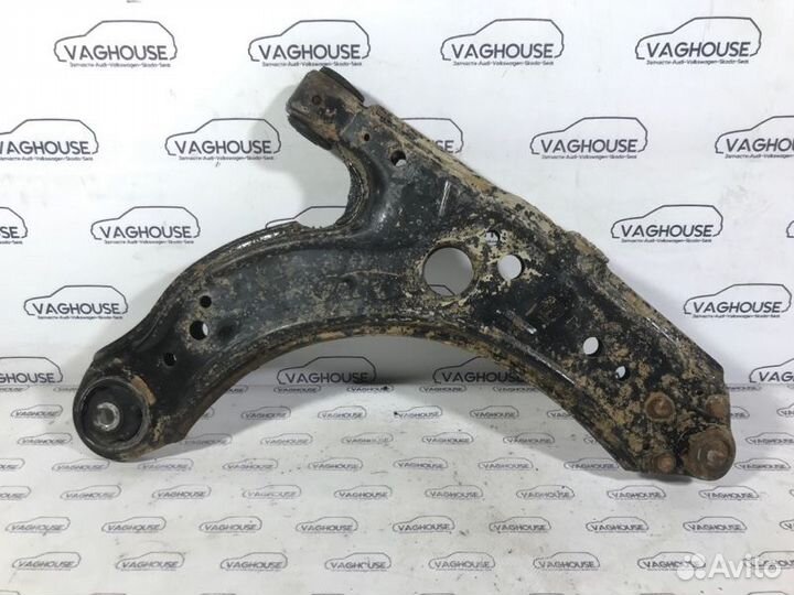 Рычаг подвески передний левый Volkswagen Golf MK4