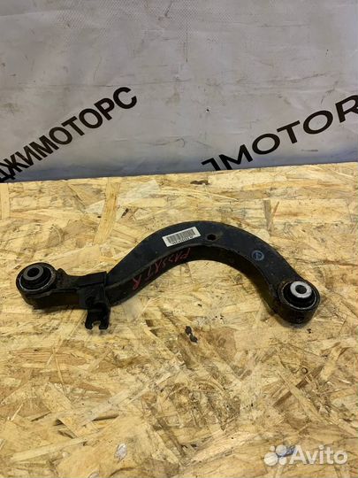 Рычаг задний верхний Volkswagen Passat B6