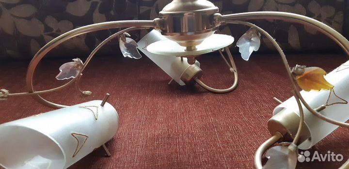 Светильник потолочный / люстра