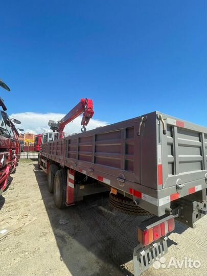 Howo T5G 6х4 с КМУ, 2023