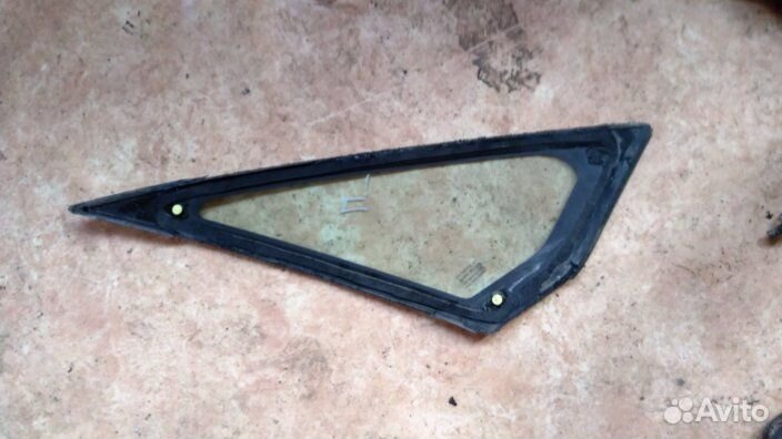 Стекло кузовное глухое левое для Suzuki SX4 2006-2