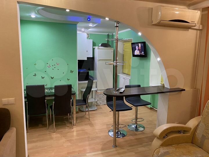 2-к. квартира, 78 м², 1/5 эт.