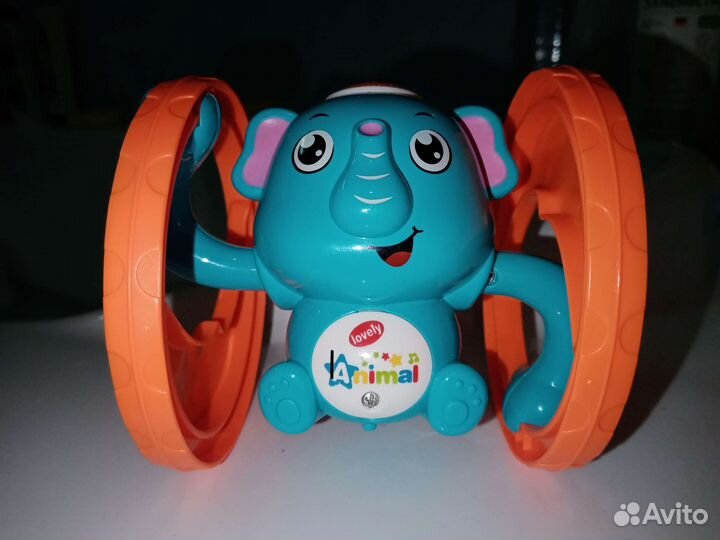 Музыкальный слоник