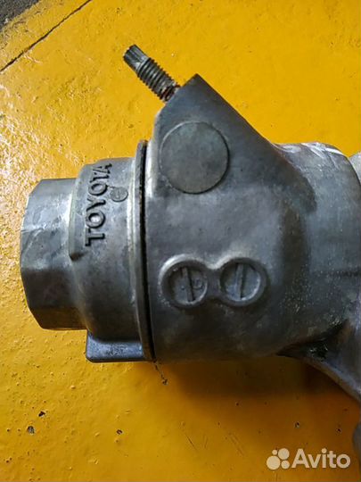 Крышка с корпусом масл фильтра лексус 3grfse 3.0