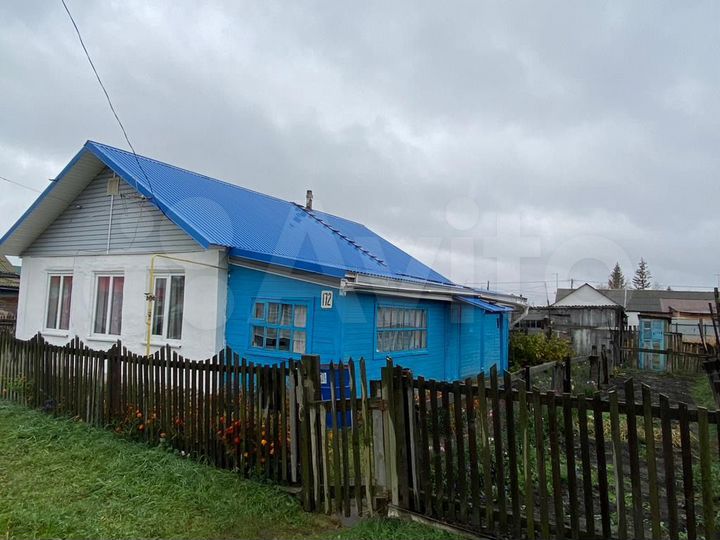 Дом 52,7 м² на участке 10 сот.