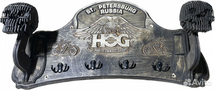 Вешалка с черепами