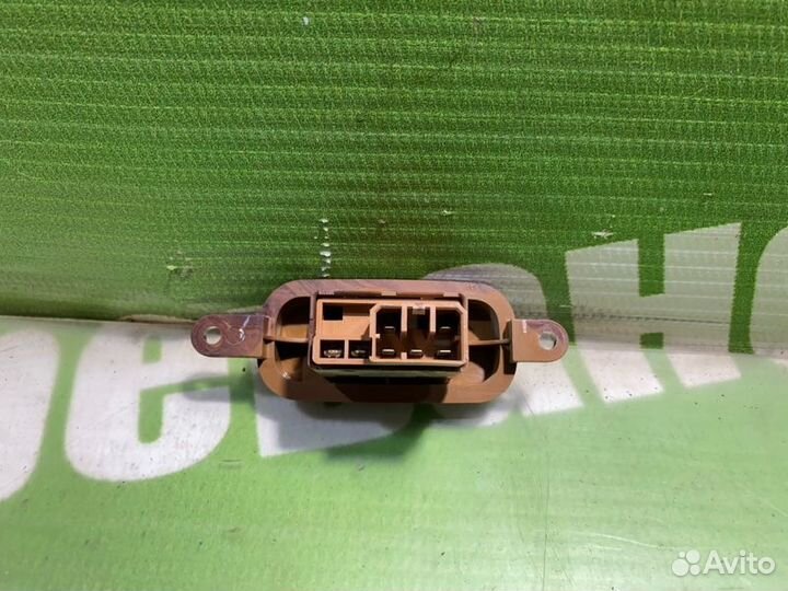 Кнопка стеклоподъемника Mazda Millenia TA5P klze