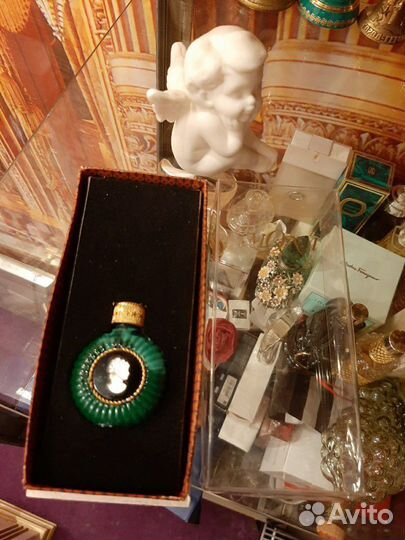 Духи Чехословакия Мона винтаж