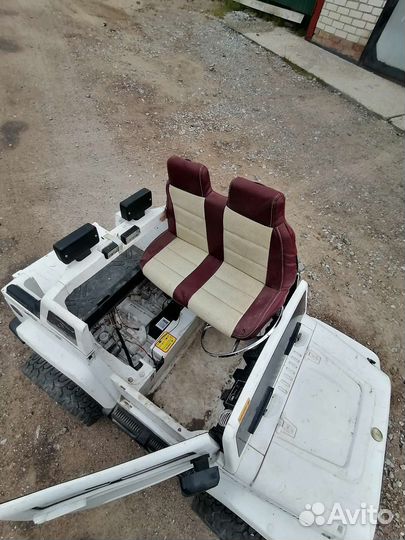 Автомобиль jeep детский