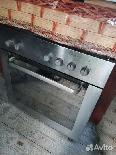 Духовой шкаф Wirpool AKP 311 на запчасти