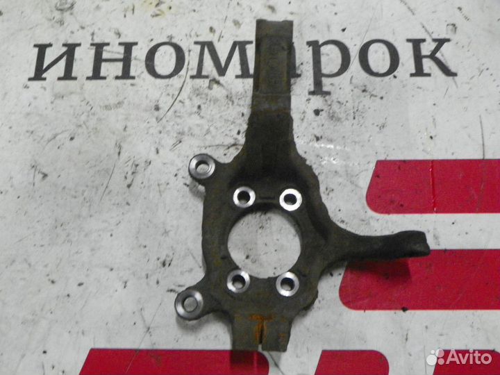 Кулак поворотный передний правый Nissan X-Trail