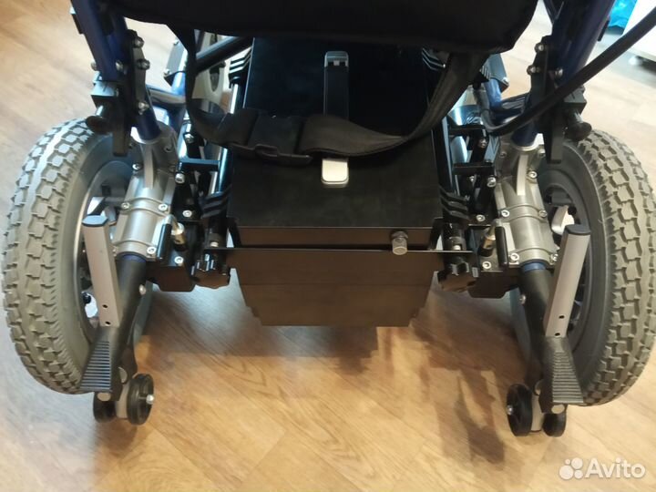Инвалидная коляска с электроприводом б/у