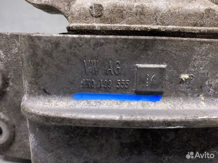 Опора двигателя левая Skoda Octavia (A5 1Z)