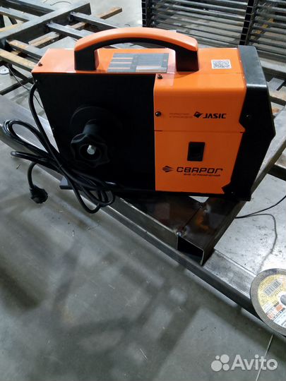 Сварочный аппарат полуавтомат с газом