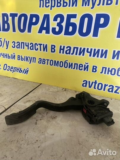 Педаль газа Peugeot 207
