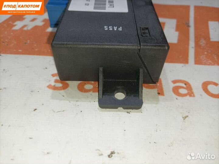 Блок управления пневмоподвеской Mercedes-Benz W212