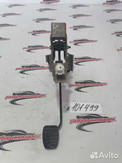 Педаль тормоза Logan H4MD438 L8