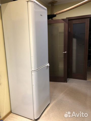 Холодильник Electrolux ERB 36090 W