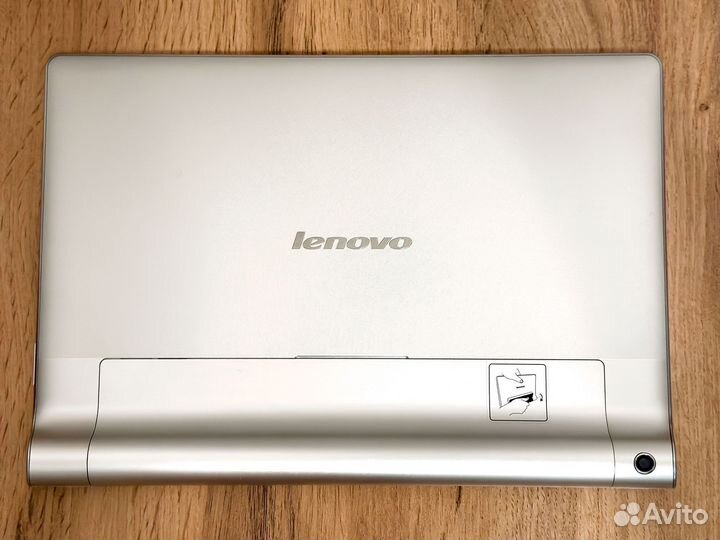 Планшет Lenovo Yoga