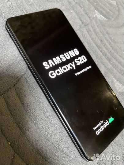 Телефон Samsung