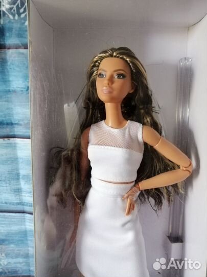 Кукла барби barbie looks Лина