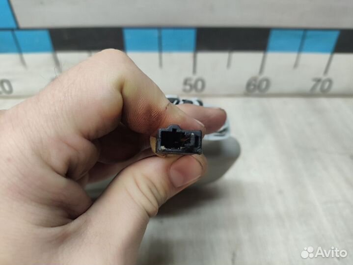 Б/У Козырек солнцезащитный правый VW Jetta#001