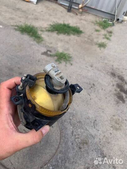 Противотуманная фара Jetta 5