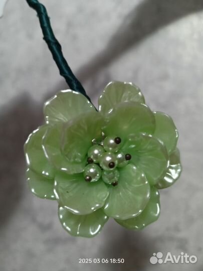 Украшение на шею