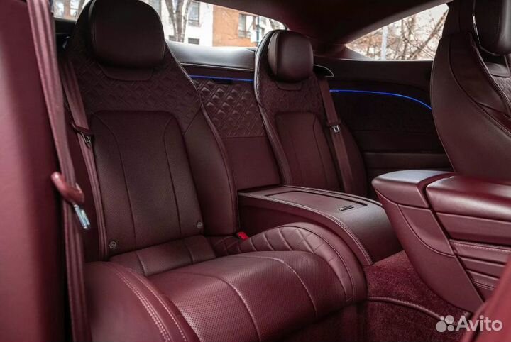 Аренда авто премиум класса Bentley Continental GT