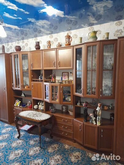 Стенка мебельная и журнальный столик ручная работа