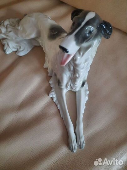 Немецкая фарфоровая статуэтка Борзая